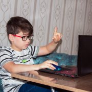 Digitalna pismenost: Osnove koje svako dete treba da zna.
