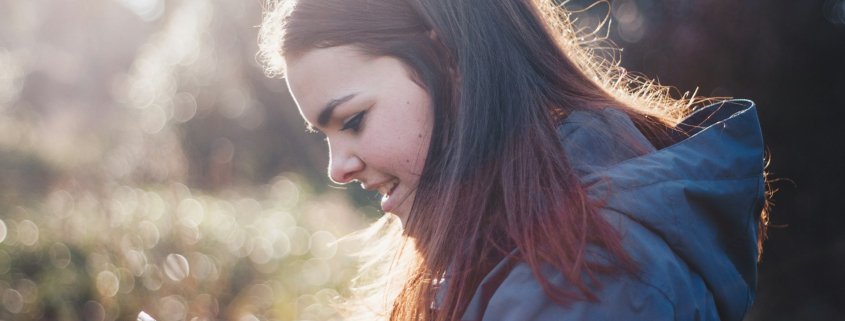 Prvi mobilni telefon za dete – Kada i kako?